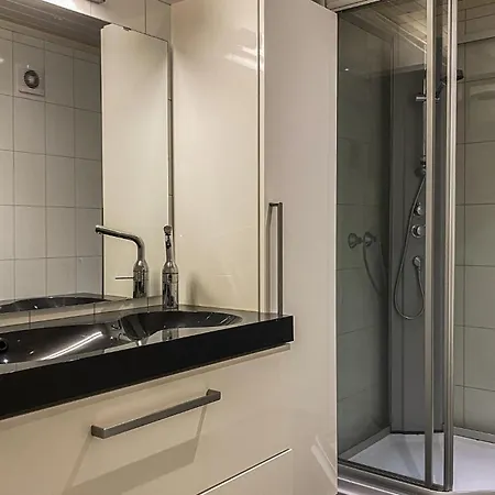 Amazing In With Jacuzzi Holiday home Stranda (More og Romsdal)