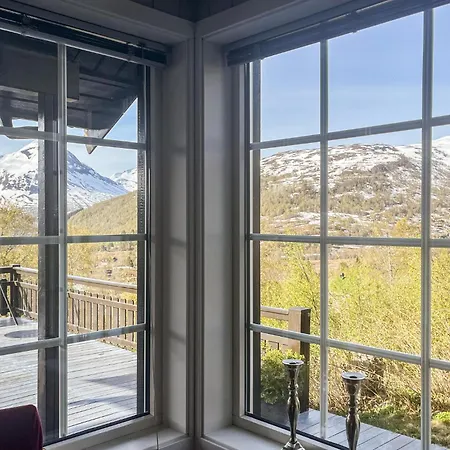 Amazing In With Jacuzzi Holiday home *